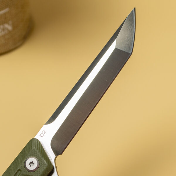 Складний ніж Outdoor Tanto Green із клинком зі сталі D2 та накладками G10 (W52)