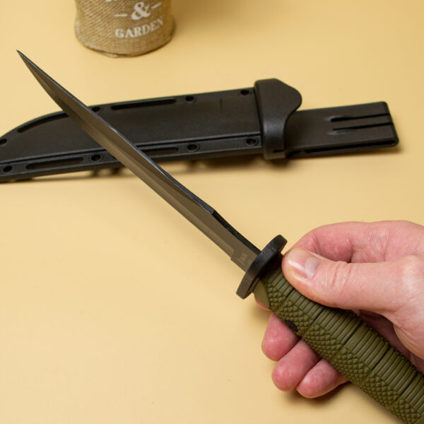 Тактичний ніж Fixed 2158B Clip Point Green мисливський ніж в пластикових піхвах