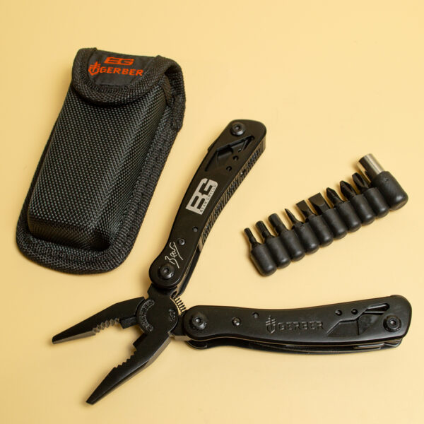 Мультитул Gerber Bear Grylls із чохлом туристичний набір інструментів (gerber)