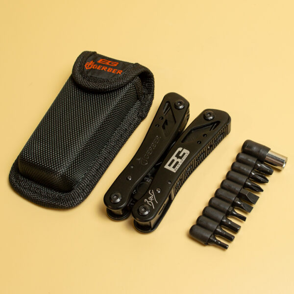 Мультитул Gerber Bear Grylls із чохлом туристичний набір інструментів (gerber)