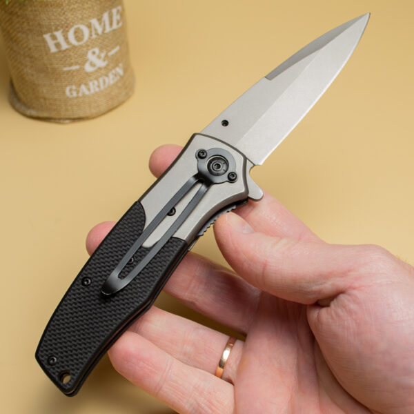 Складний ніж SOG із клинком зі сталі 440C та накладками G10 (FA02)