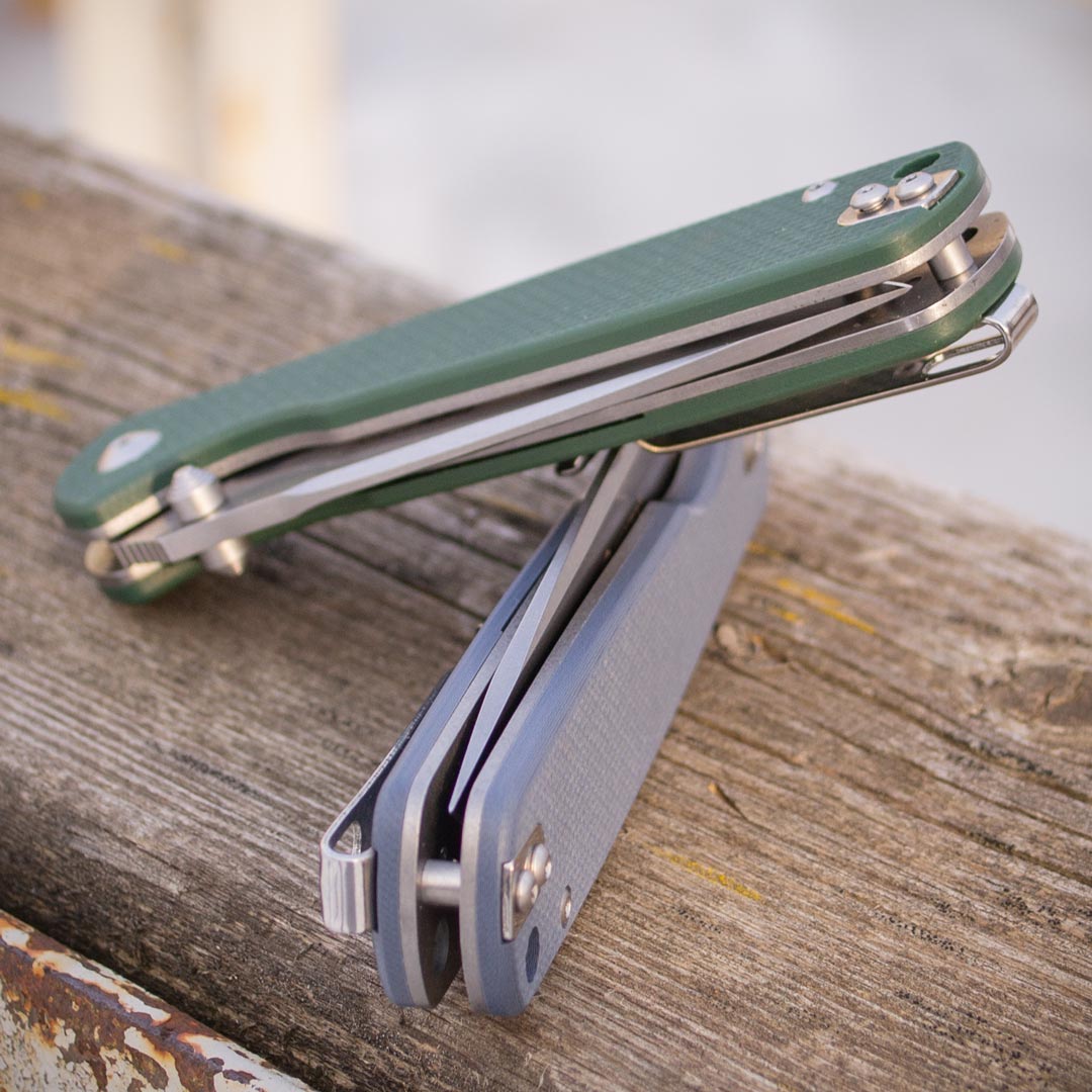 Ніж складний Ganzo G6805-GB — сталь 8Cr14MoV, зелена рукоять G10