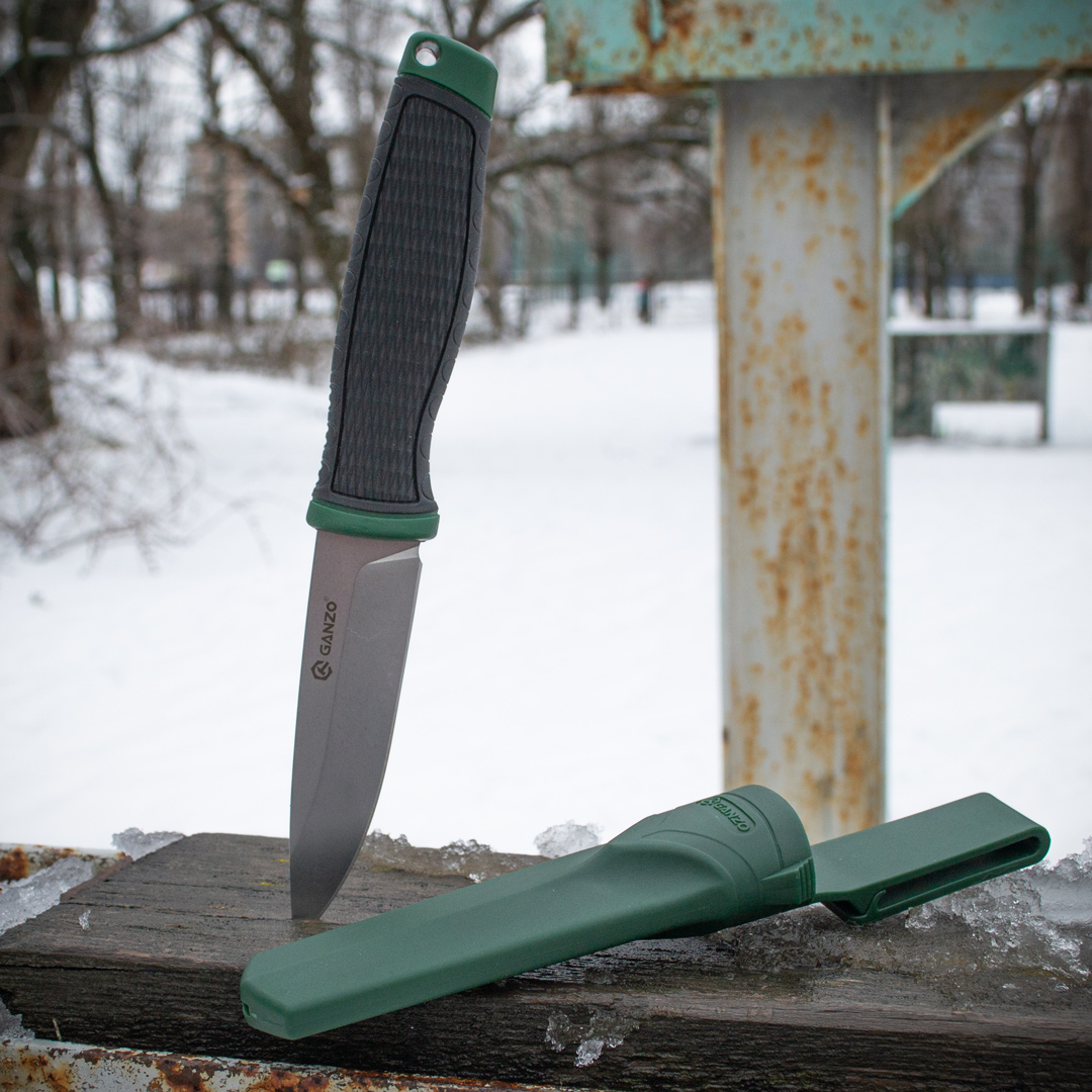 Ніж туристичний Ganzo G806-GB з фіксованим клинком, зелений, у пластиковому чохлі