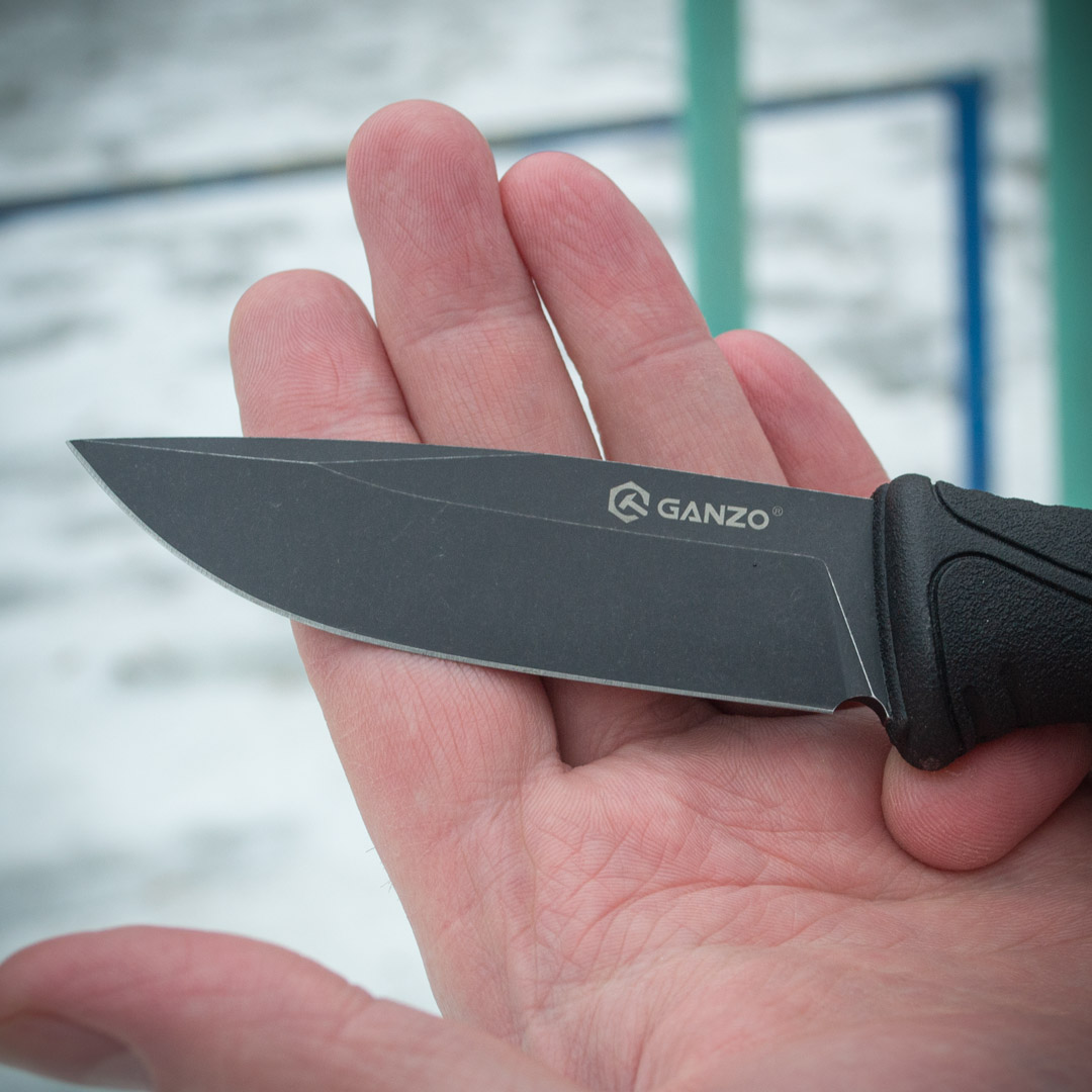 Ніж туристичний Ganzo G807BW-BK, сталь 8Cr14, з ножнами, чорний колір