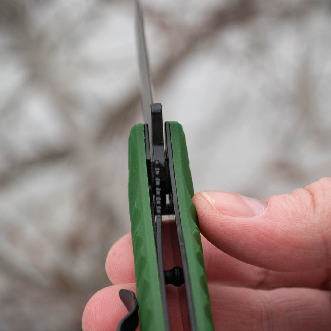 Ніж складаний Ganzo G620g-1, сталь 440C, рукоять пластик зелена