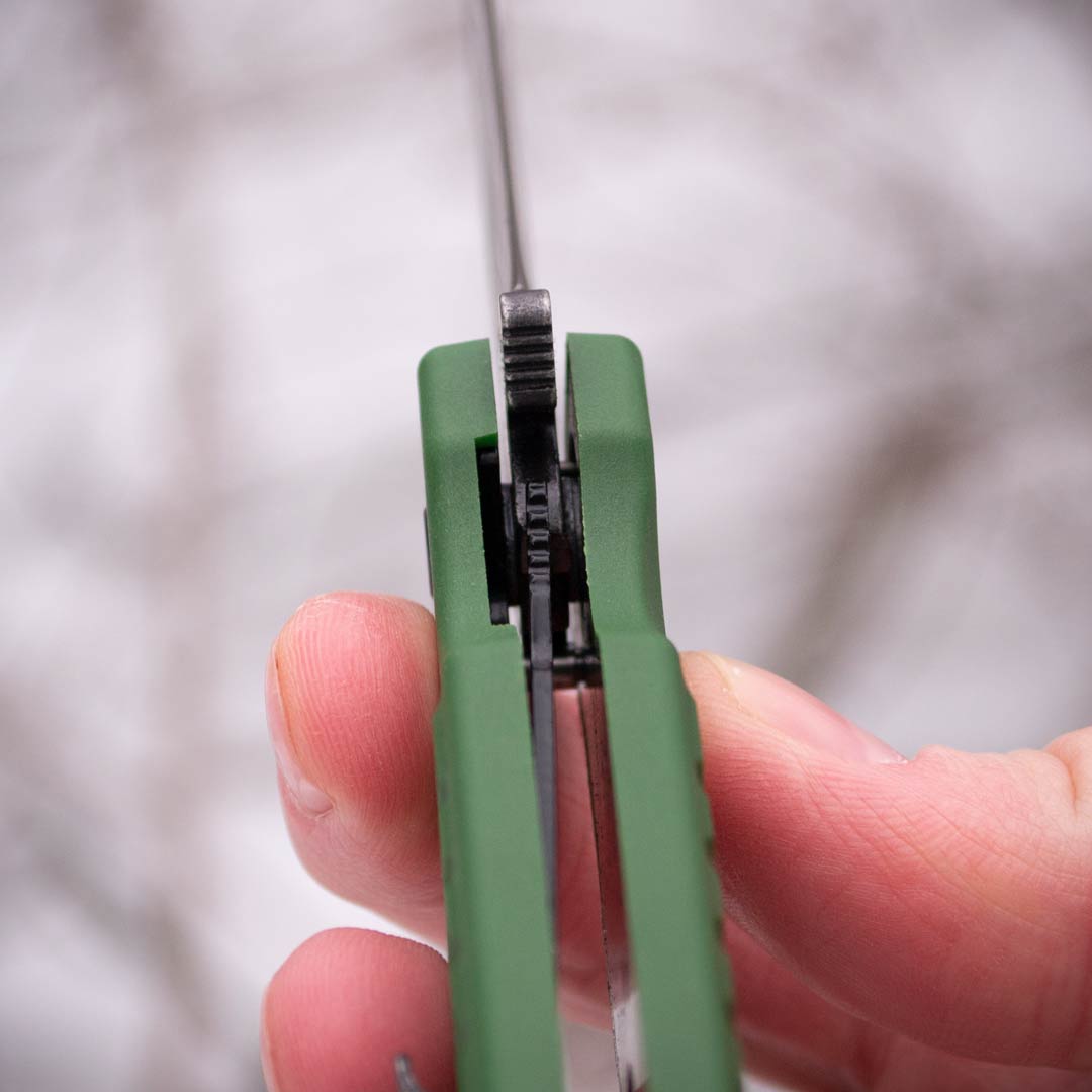 Ніж складаний Ganzo G627-GR, сталь 8CR14, рукоять пластик зелена